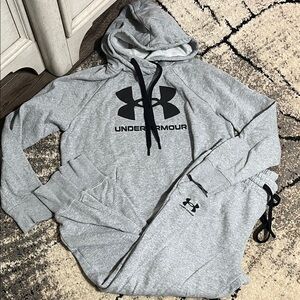 Under Armour Heather Gray Tracksuit with Black Logo